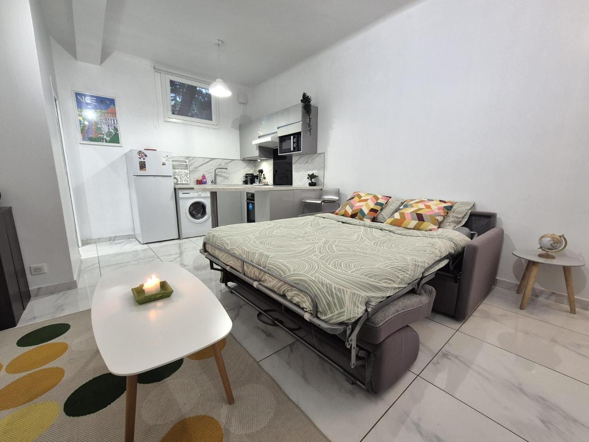 Studio rénové au centre ville  Nice Extérieur photo